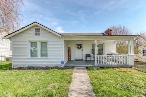 176 Crescent Dr, Bristol, VA, 24201-3304 | Card Image