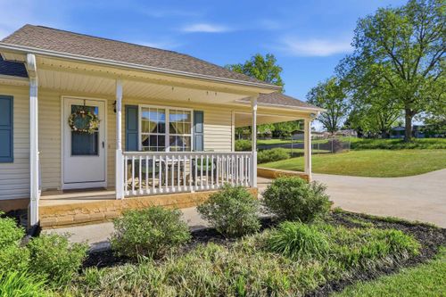 290 Dickson Rd, Campobello, SC, 29322-9460 | Card Image