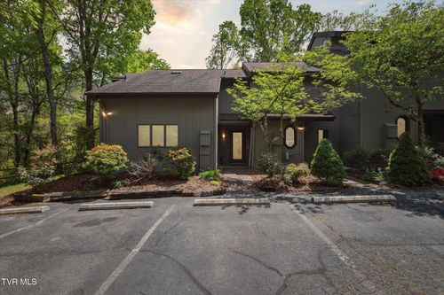 20-20 Willowbrook Dr, Kingsport, TN, 37660-7519 | Card Image