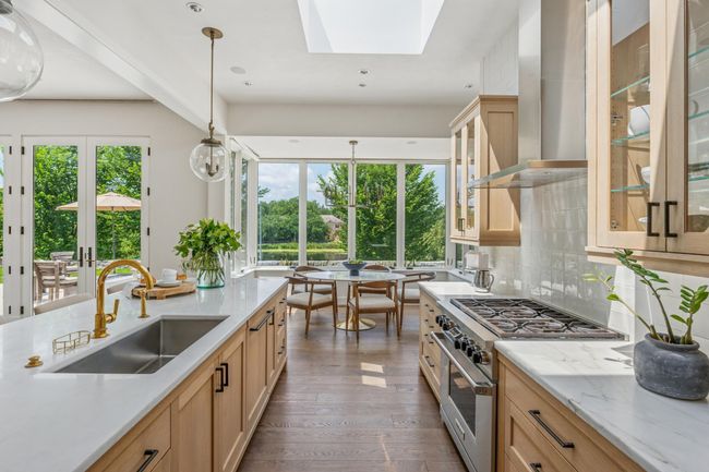 2505 E Lake Of The Isles Pkwy, House other with 5 bedrooms, 7 bathrooms and null parking in Minneapolis MN | Image 28