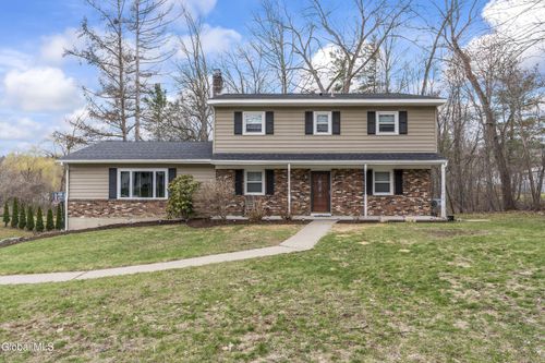7 Chango Dr, Ballston Lake, NY, 12019-9239 | Card Image