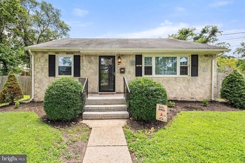 502 W 2nd St, PALMYRA, NJ, 08065-2330 | Card Image