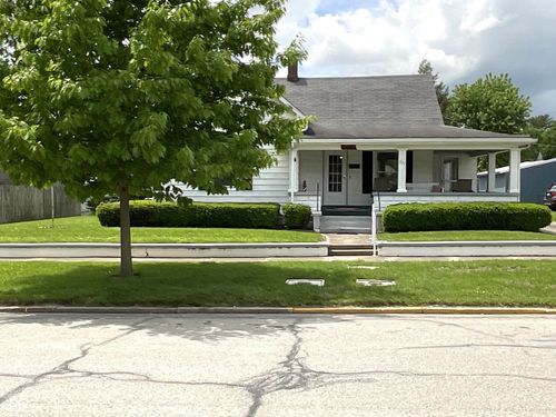 357 S Main St, Spencer, IN, 47460-1708 | Card Image
