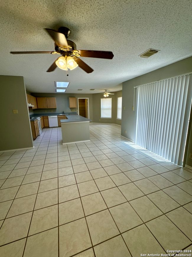 216 Newrock Crk, House other with 3 bedrooms, 3 bathrooms and null parking in Schertz TX | Image 10