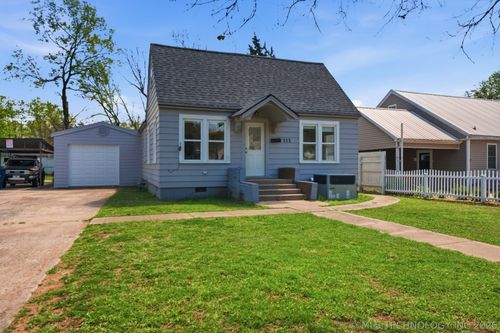 212 N Foreman St, Vinita, OK, 74301-2920 | Card Image