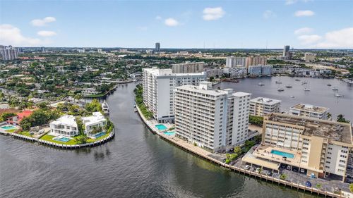 205-121 Golden Isles Dr, Hallandale Beach, FL, 33009-5887 | Card Image