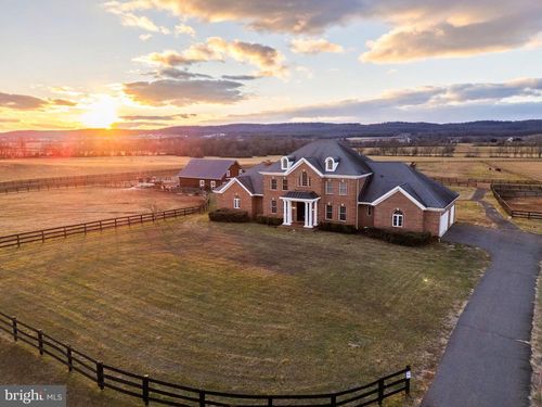 15145 Lees Crossing Ln, LEESBURG, VA, 20176-5652 | Card Image