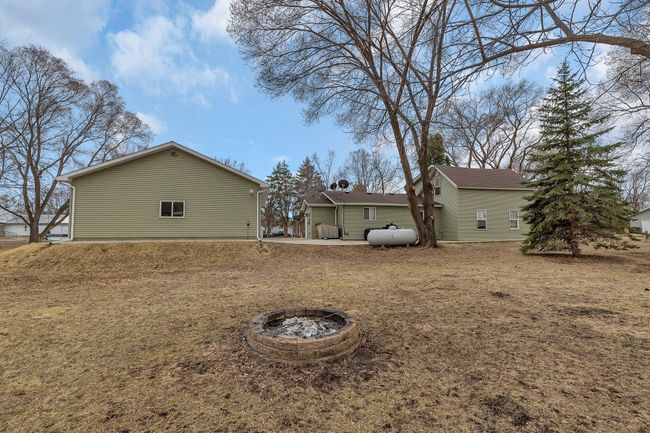 5004 139 Th St, House other with 3 bedrooms, 2 bathrooms and null parking in South Haven MN | Image 5