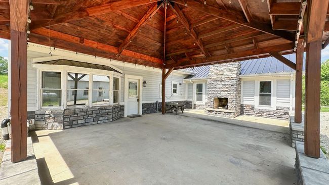 13943 State Route 278, House other with 4 bedrooms, 2 bathrooms and null parking in Logan OH | Image 7