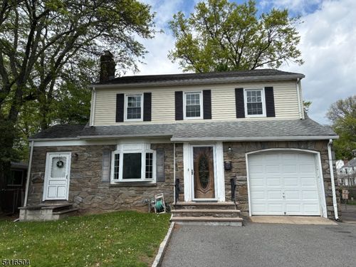 521 Pleasant Valley Way, West Orange, NJ, 07052-2803 | Card Image