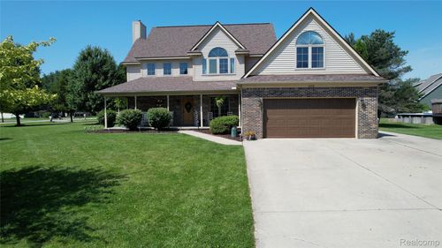 1520 Silver Pond, Davison, MI, 48423-8398 | Card Image