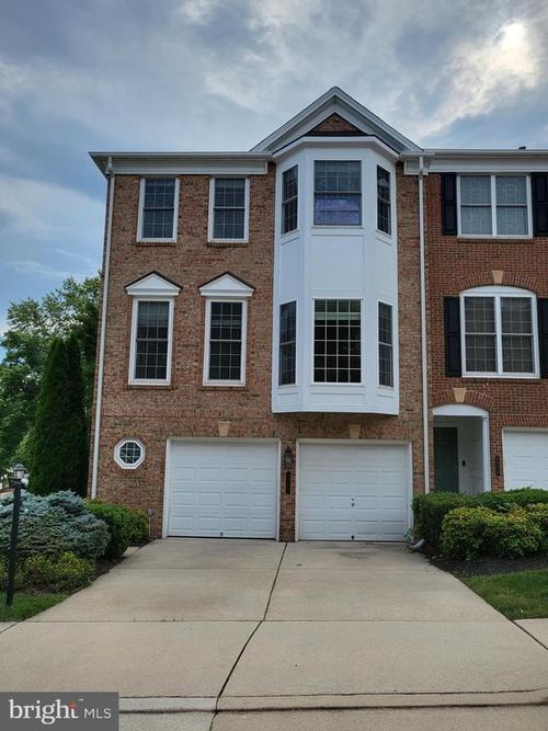 9280 Laurel Ridge Crossing Rd, LORTON, VA, 22079-2961 | Card Image