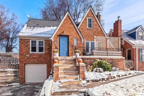 1705 N 49th St, Omaha, NE, 68104-5043 | Card Image