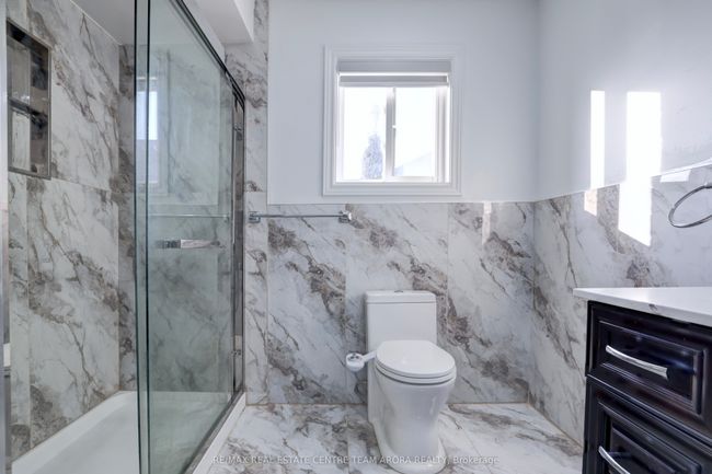 247 Cresthaven Rd, House other with 7 bedrooms, 7 bathrooms and 4 parking in Brampton ON | Image 30