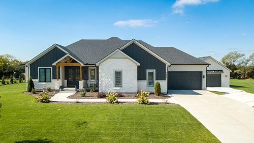 9806 Ingrid Street, De Soto, KS, 66018 | Card Image