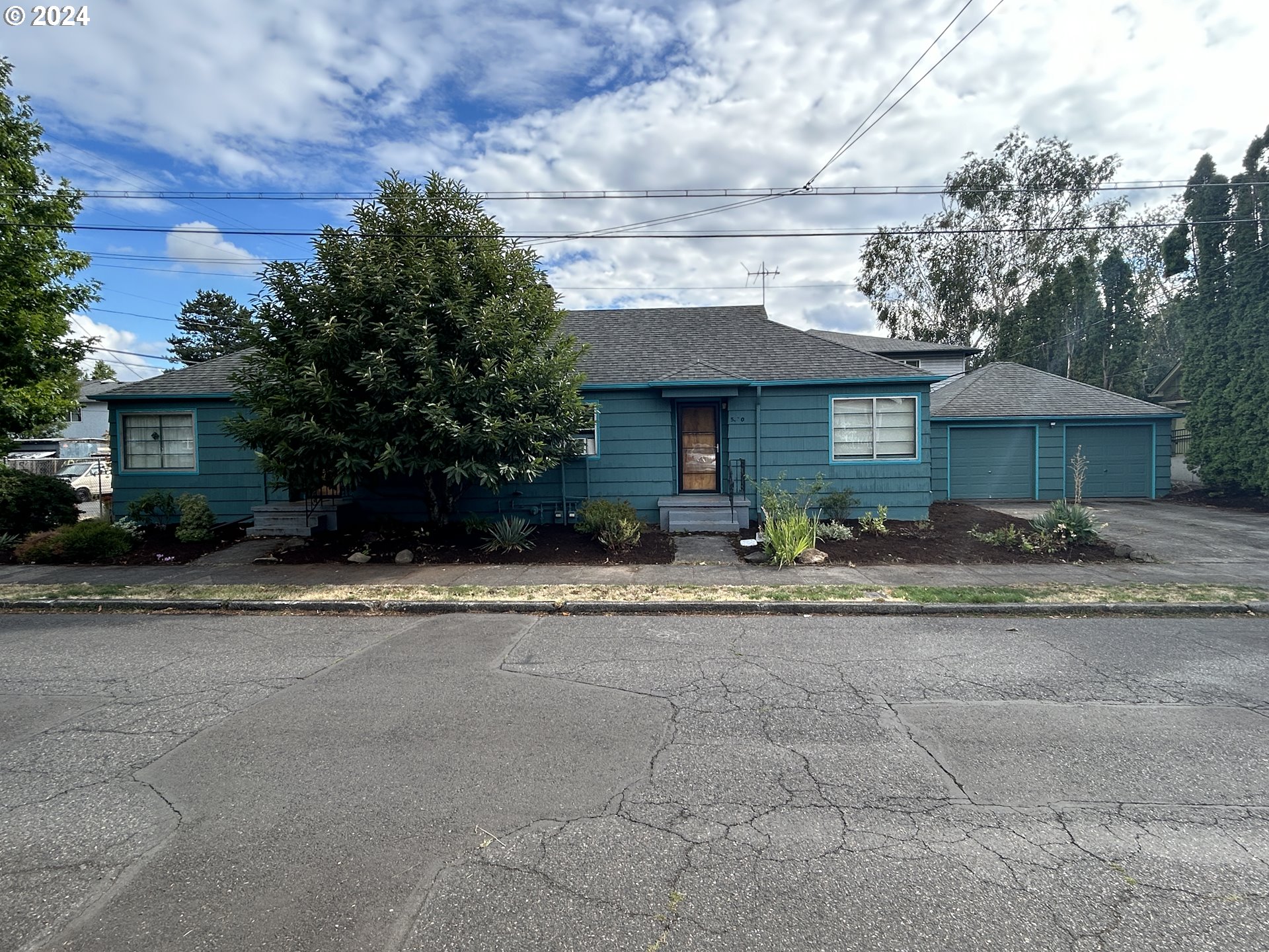 Rhone St, Portland, OR 97206