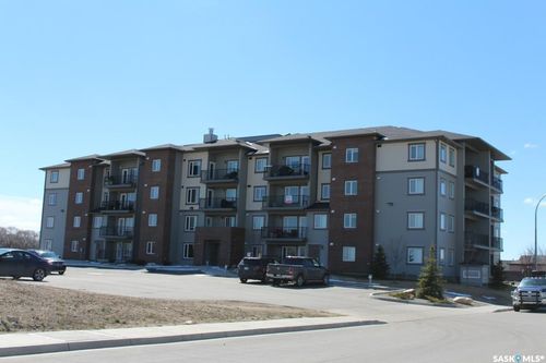 307-2141 Larter Rd, Estevan, SK, S4A2Y5 | Card Image