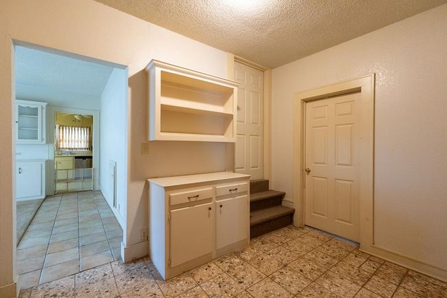 1001 W Walnut St, House other with 3 bedrooms, 3 bathrooms and 4 parking in Coleman TX | Image 27