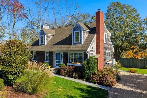 128 Maple Ave, Little Compton, RI, 02837-1714 | Card Image