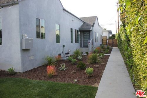 4-713 Vernon Ave, Venice, CA, 90291-2636 | Card Image