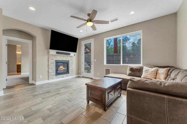 2397 W Mission Timber Cir, House other with 5 bedrooms, 3 bathrooms and null parking in Flagstaff AZ | Image 6