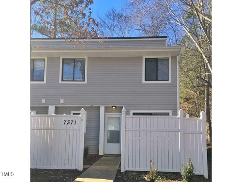 7371 Sandy Creek Dr, Raleigh, NC, 27615-6192 | Card Image