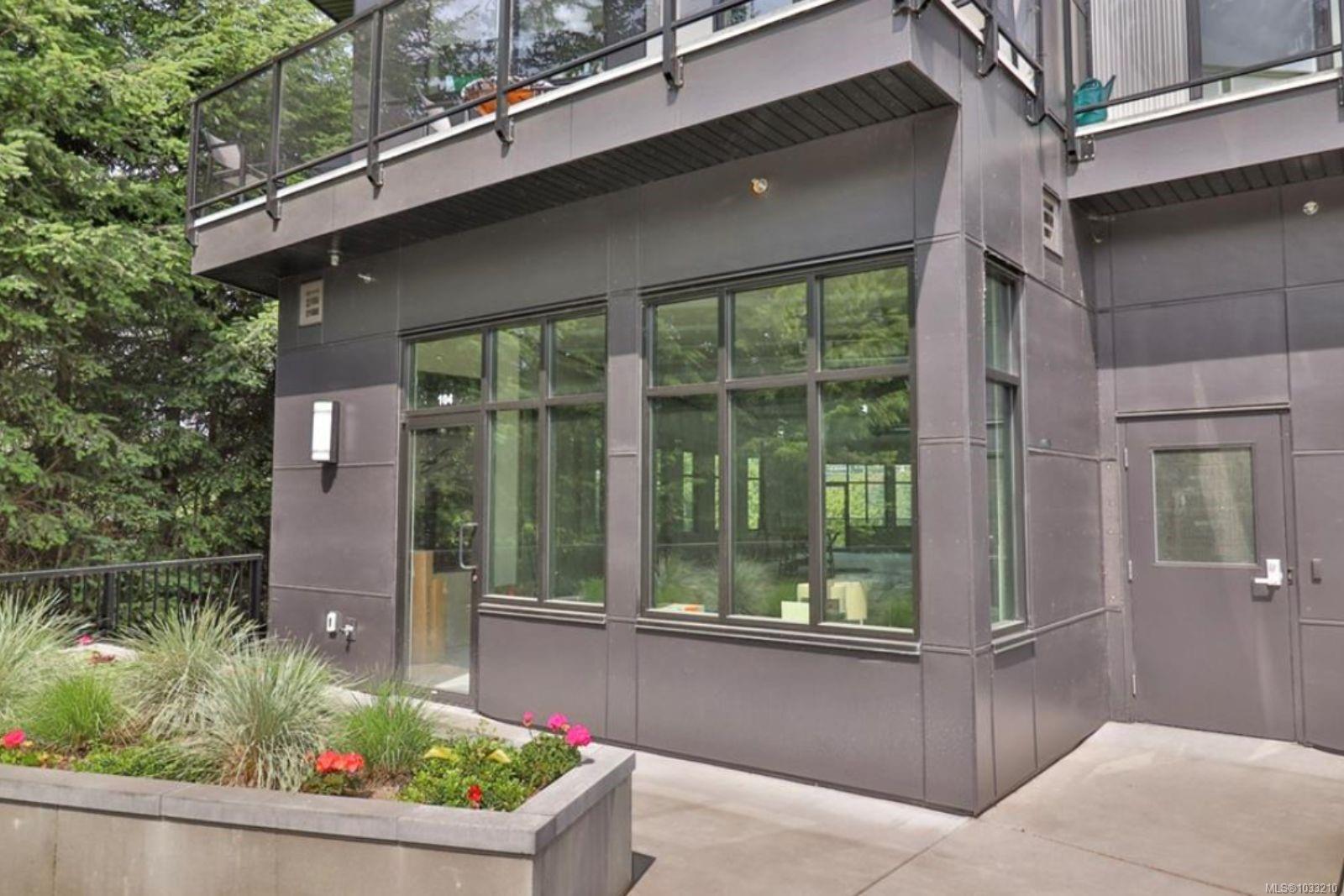 Commercial Sale in Nanaimo 3