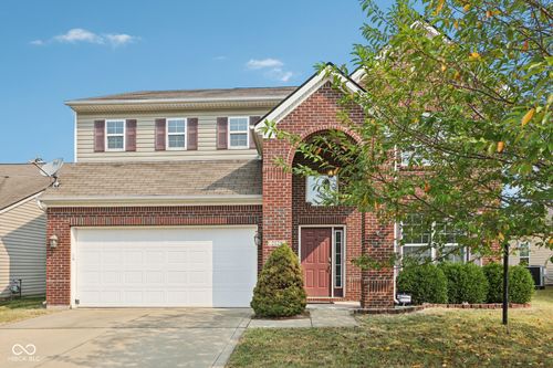 2128 Creekstone Dr, Columbus, IN, 47201-1463 | Card Image