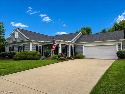 5345 Lake Forest Reserve Ln, Brunswick, OH, 44212-6244 | Card Image