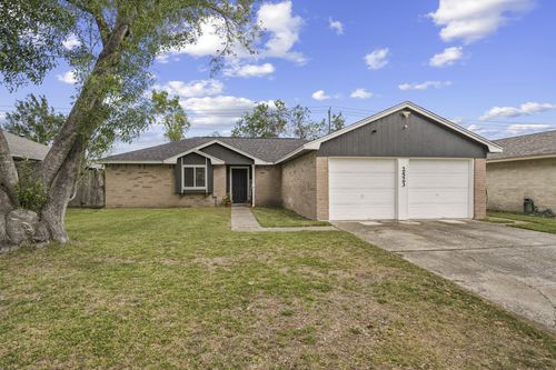 2523 Heritage Colony Dr, Webster, TX, 77598-3205 | Card Image