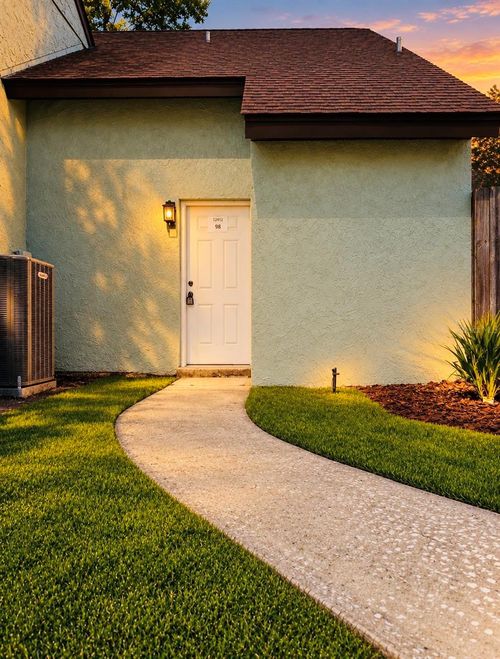98-12414 Touchton Dr, TAMPA, FL, 33617-1544 | Card Image