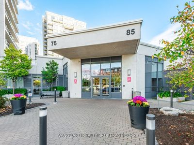 208 - 75 N Park Rd, Condo with 2 bedrooms, 1 bathrooms and 1 parking in Vaughan ON | Image 3