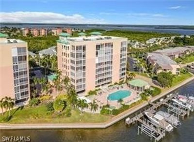 202 - 170 Lenell Road, Condo with 2 bedrooms, 2 bathrooms and null parking in Fort Myers Beach FL | Image 3