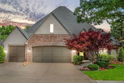 STUNNING 4/5/3 HOME IN GATED WAKEFIELD VILLAGE IN JENKS! | Image 1