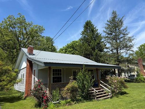 110 Fisher St, Andrews, NC, 28901-9637 | Card Image