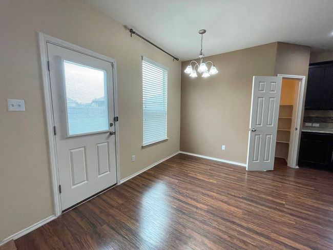 602 Moonwalker Trl, House other with 3 bedrooms, 3 bathrooms and 4 parking in Buda TX | Image 14