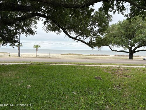 1512 E Beach Boulevard, Biloxi, MS, 39530 | Card Image