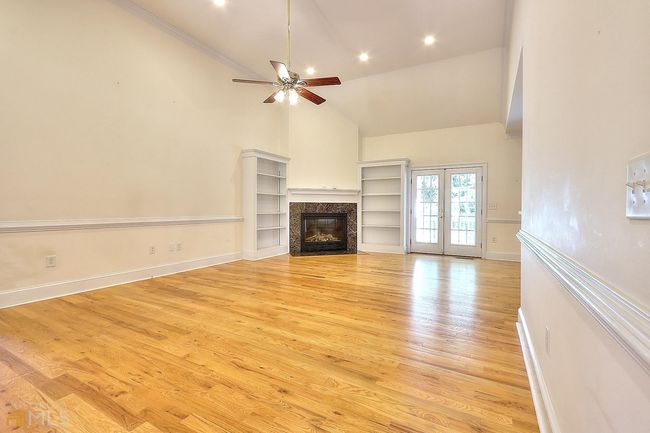 557 Arrowhead Cir, House other with 3 bedrooms, 2 bathrooms and null parking in Rutledge GA | Image 11