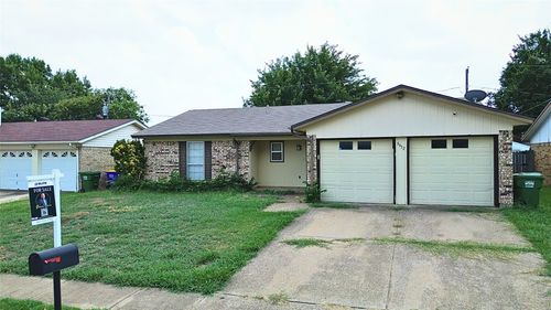 6432 Grasshopper Dr, Watauga, TX, 76148-3633 | Card Image