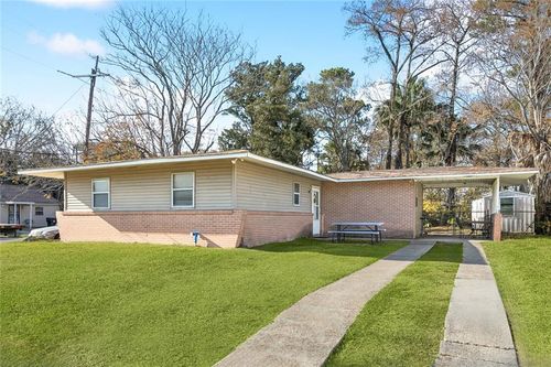 4701 Stephen Girard Ave, New Orleans, LA, 70126-4757 | Card Image