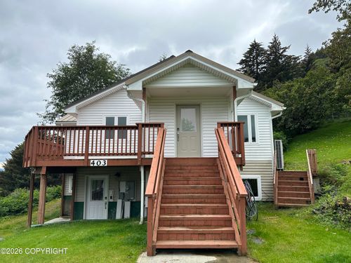 403 Lightfoot St, Kodiak, AK, 99615-6111 | Card Image