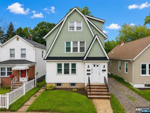 52 Thomas, Bloomfield, NJ, 07003 | Card Image