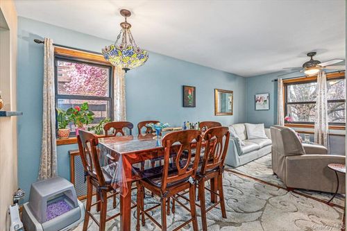 apt-2e-218 43rd Ave, Bayside, NY, 11361-3514 | Card Image