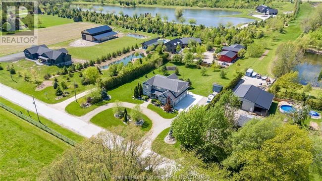 8545 Water St, House other with 5 bedrooms, 6 bathrooms and null parking in Cedar Springs ON | Image 5