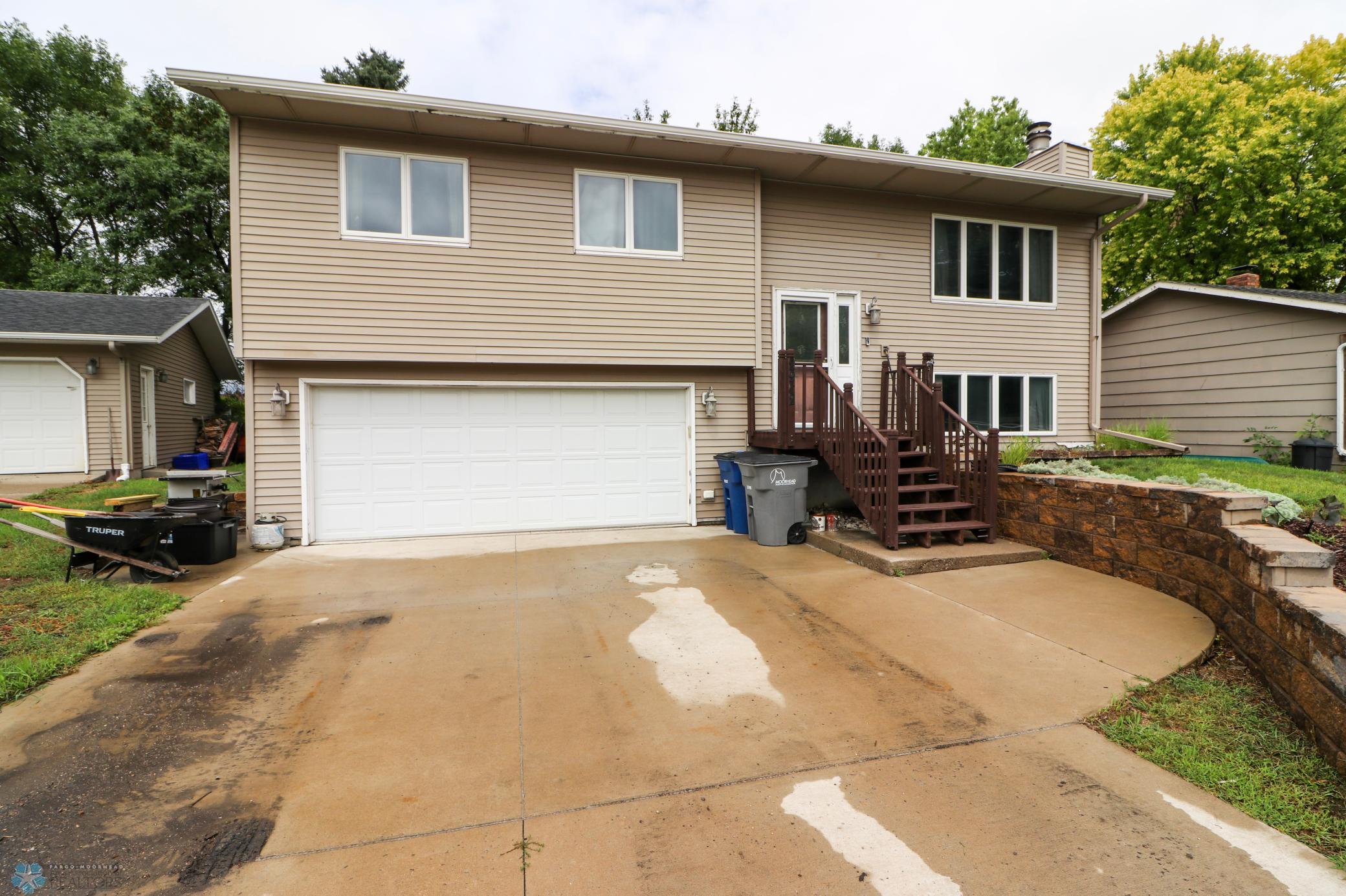 17th Ave, Moorhead, MN 56560