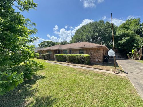 6299 Garner St, Groves, TX, 77619-4305 | Card Image
