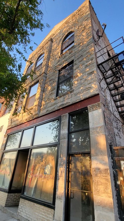 1f-831 S Western Ave, Chicago, IL, 60612-4139 | Card Image