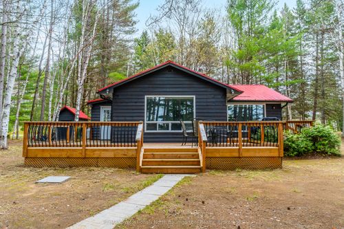 1138 Edward Sanderson Rd, Highlands East, ON, K0L2Y0 | Card Image