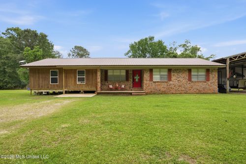 621 Flora Ave, Leakesville, MS, 39451-9139 | Card Image