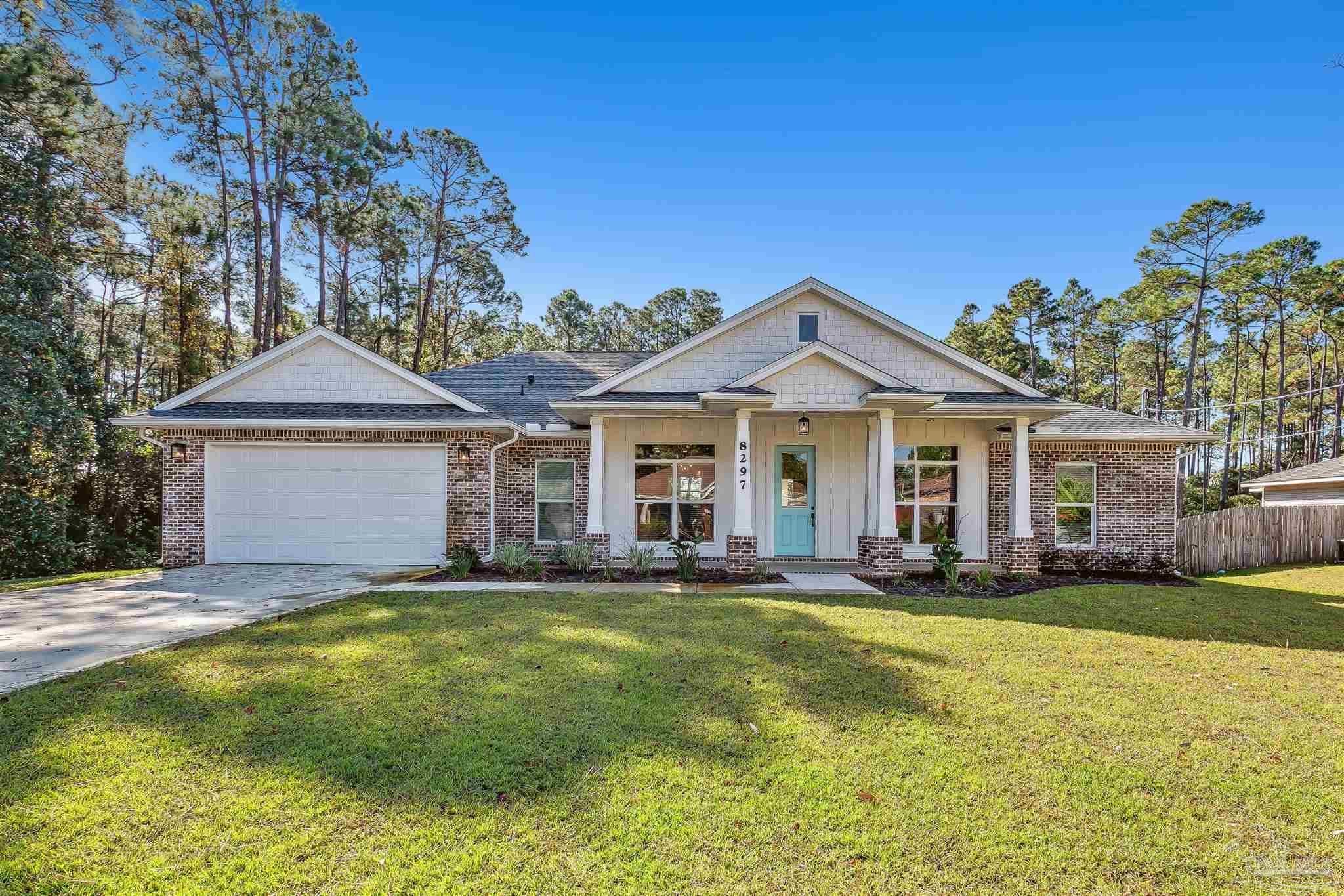Flintwood St, Navarre, FL 32566